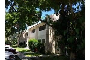 2700 S Oakland Forest Dr, Oakland Park, FL 33309, Sold 11/27/15