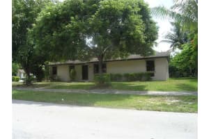509 SW 16th Terrace, Homestead, FL 33030, Sold 11/06/15