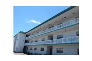 5861 NW 16th Pl, Sunrise, FL 33313, Sold 08/31/15