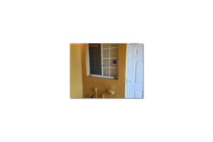 7480 NW 175th St, Hialeah, FL 33015, Sold 04/08/16