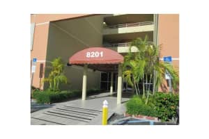 8201 NW 8th St, Miami, FL 33126, Sold 10/13/15