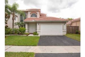141 Gables Blvd, Weston, FL 33326, Sold 08/17/15