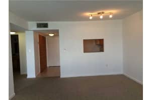 7928 West Dr, North Bay Village, FL 33141, Sold 12/03/15