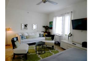 530 Ocean Dr, Miami Beach, FL 33139, Sold 10/03/15