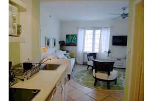 530 Ocean Dr, Miami Beach, FL 33139, Sold 10/03/15