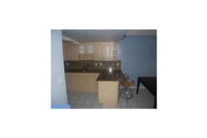 431 NW 82nd Ave, Miami, FL 33126, Sold 08/09/16