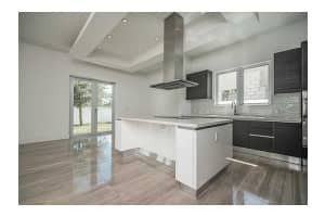 8298 NW 33rd Terrace, Doral, FL 33166, Sold 02/26/16
