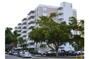 1455 N Treasure Dr #7h, North Bay Village, FL 33141, Sold 10/29/15
