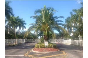 837 SW 118th Ave, Pembroke Pines, FL 33025, Sold 10/13/15