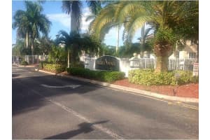 837 SW 118th Ave, Pembroke Pines, FL 33025, Sold 10/13/15