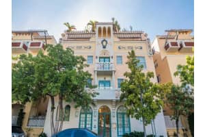 227 Michigan Ave, Miami Beach, FL 33139, Sold 10/07/15