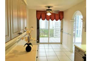 3640 Yacht Club Dr, Aventura, FL 33180, Sold 10/09/15