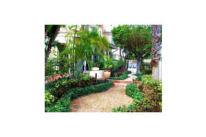 934 Michigan Ave, Miami Beach, FL 33139, Sold 12/11/15