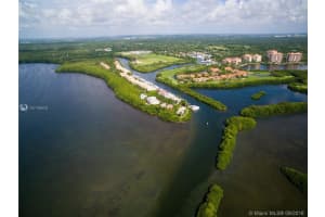6222 Paradise Point Dr, Palmetto Bay, FL 33157, Sold 04/17/17