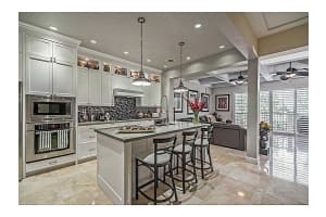 6222 Paradise Point Dr, Palmetto Bay, FL 33157, Sold 04/17/17