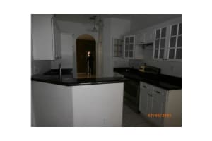 7674 NW 164th Terrace, Hialeah, FL 33015, Sold 10/09/15