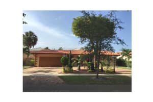 7263 Loch ness Dr, Miami Lakes, FL 33014, Sold 09/28/15