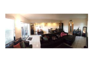 7060 NW 169th St, Hialeah, FL 33015, Sold 11/30/15