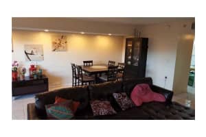 7060 NW 169th St, Hialeah, FL 33015, Sold 11/30/15