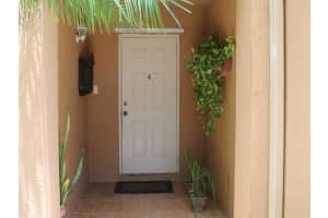16527 SW 97th St, Miami, FL 33196, Sold 11/23/15