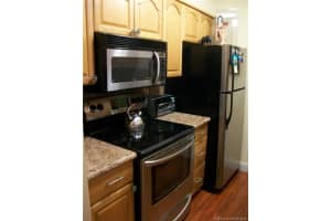 9402 SW 77th Ave APT L3, Miami, FL 33156, Sold 07/22/16