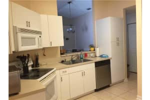 11817 SW 7th St, Pembroke Pines, FL 33025, Sold 03/04/16