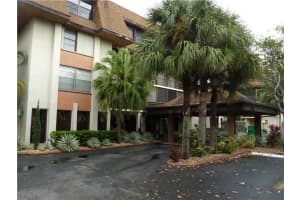 671 NE 195th St, Miami, FL 33179, Sold 11/02/15