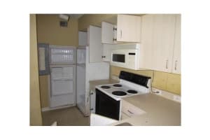 720 SW 111th Ave, Pembroke Pines, FL 33025, Sold 10/06/15