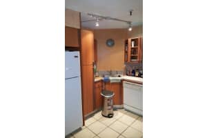 671 NE 195th St #201e, Miami, FL 33179, Sold 10/27/17