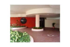 1621 Collins Ave, Miami Beach, FL 33139, Sold 01/05/16