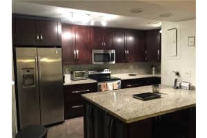 6719 Kingsmoor Way, Miami Lakes, FL 33014, Sold 10/06/15