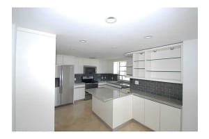 1020 Meridian Ave, Miami Beach, FL 33139, Sold 10/01/15