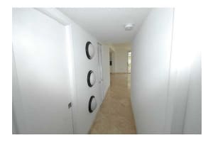1020 Meridian Ave, Miami Beach, FL 33139, Sold 10/01/15