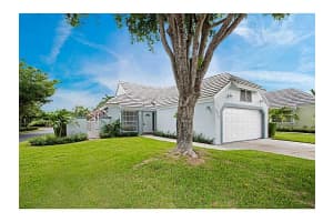 4810 NW 99th Ct, Doral, FL 33178, Sold 09/04/15