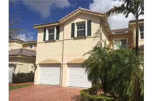 5547 NW 113th Ave, Doral, FL 33178, Sold 10/07/15