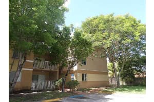 15241 SW 80th St, Miami, FL 33193, Sold 02/05/16