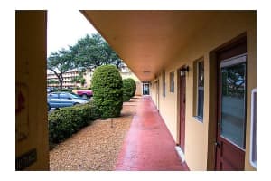 441 NE 195th St, Miami, FL 33179, Sold 12/08/15