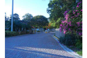 15241 SW 80th St, Miami, FL 33193, Sold 09/29/15