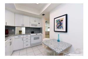1450 Lincoln Rd, Miami Beach, FL 33139, Sold 11/20/15