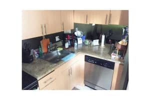 4019 N University Dr, Sunrise, FL 33351, Sold 12/10/15