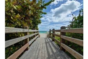 4130 Collins Ave, Miami Beach, FL 33140, Sold 06/10/16