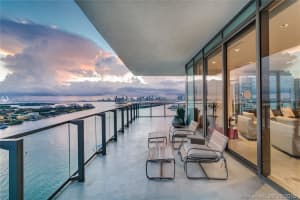 800 South Pointe Dr, Miami Beach, FL 33139, Sold 03/01/18