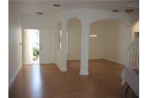 5446 NW 112th Path, Doral, FL 33178, Sold 12/04/15