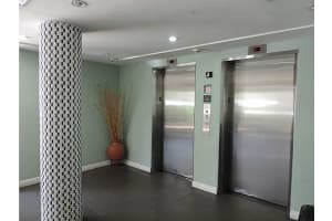 1300 Lincoln Rd B802, Miami Beach, FL 33139, Sold 02/05/16