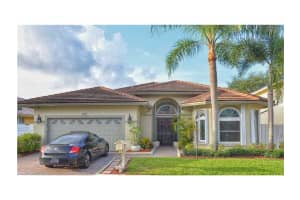 11620 SW 10th St, Pembroke Pines, FL 33025, Sold 11/23/15