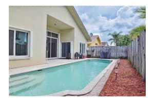 11620 SW 10th St, Pembroke Pines, FL 33025, Sold 11/23/15