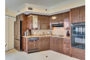 19333 Collins Ave, Sunny Isles Beach, FL 33160, Sold 04/18/16