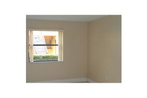 660 NW 114th Ave, Miami, FL 33172, Sold 03/18/16
