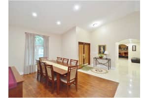 15518 NW 83rd Pl, Hialeah, FL 33016, Sold 11/20/15