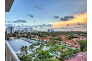 3610 Yacht Club Dr, Miami, FL 33180, Sold 04/25/16